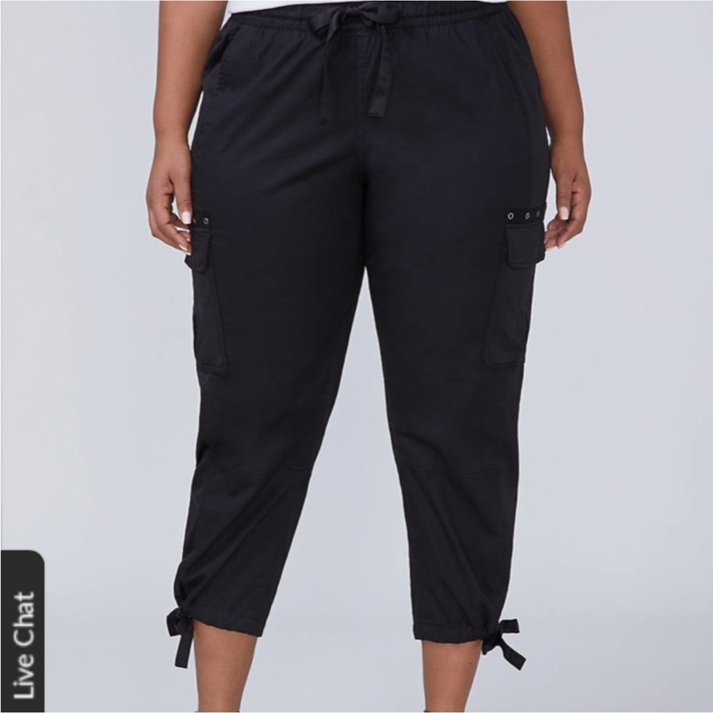 ✨NWT✨Lane Bryant Poplin Cargo Capri